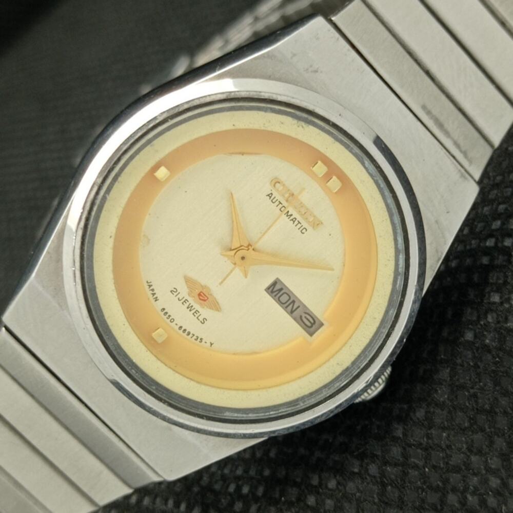 Vintage 1977 Citizen Automatic Womans Silver Watch W/daydate & Gold accents